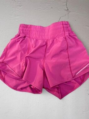 Lululemon Hotty Hot Short High Rise 4” Hot Pink Size 0